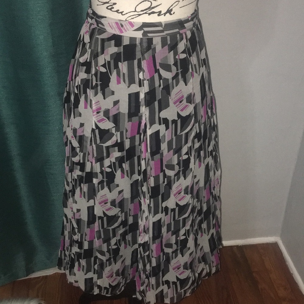 🆕 Silk pleated skirt 💕